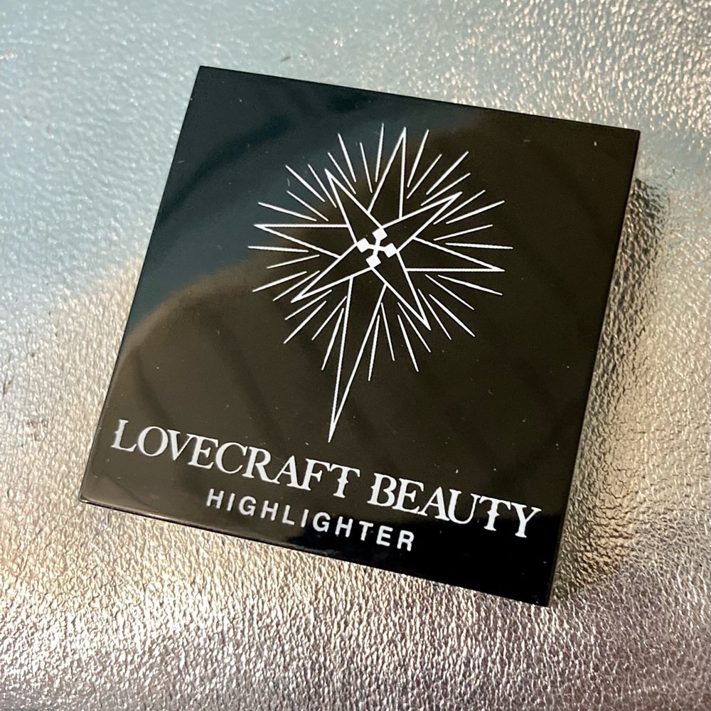 NEW: LoveCraftBeauty Highlighterand contour Dou